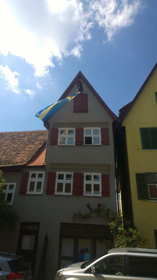 Altstadthaus ดิงเคลส์บืล ภายนอก รูปภาพ